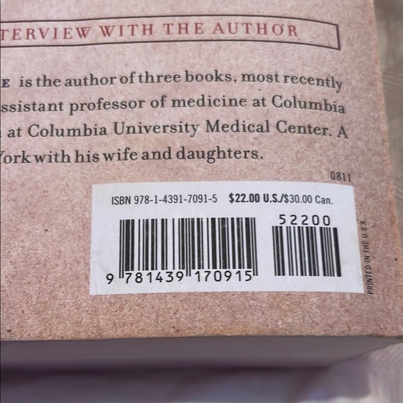 3 FOR $15 ITEM

The Emperor Of All Maladies: A Biography of Cancer - Picture 2 of 3